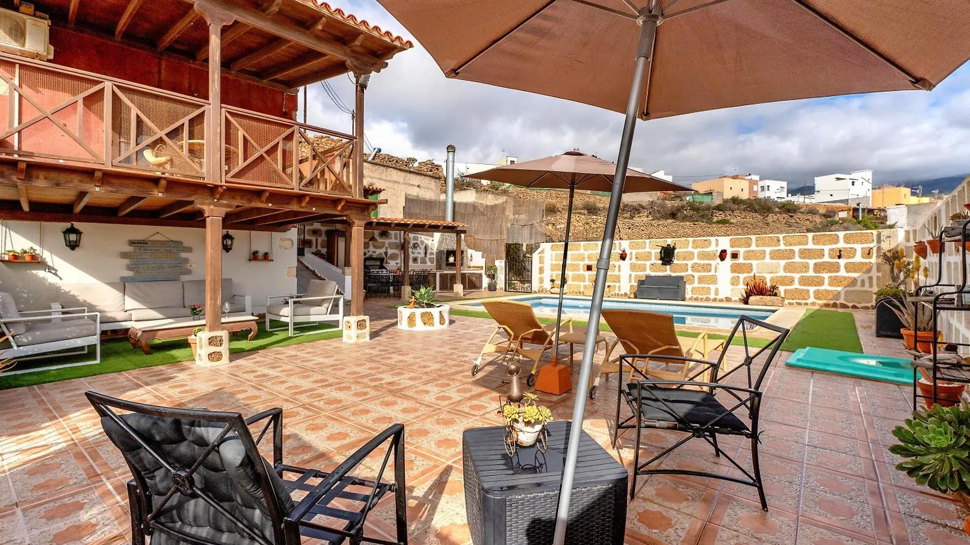 Casa Elvira Villa Chimiche Spanje